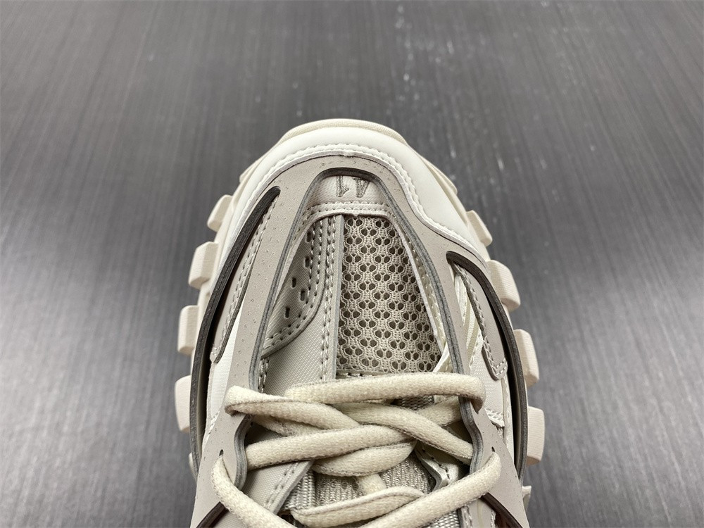 Ba*len*cia*ga track sneaker