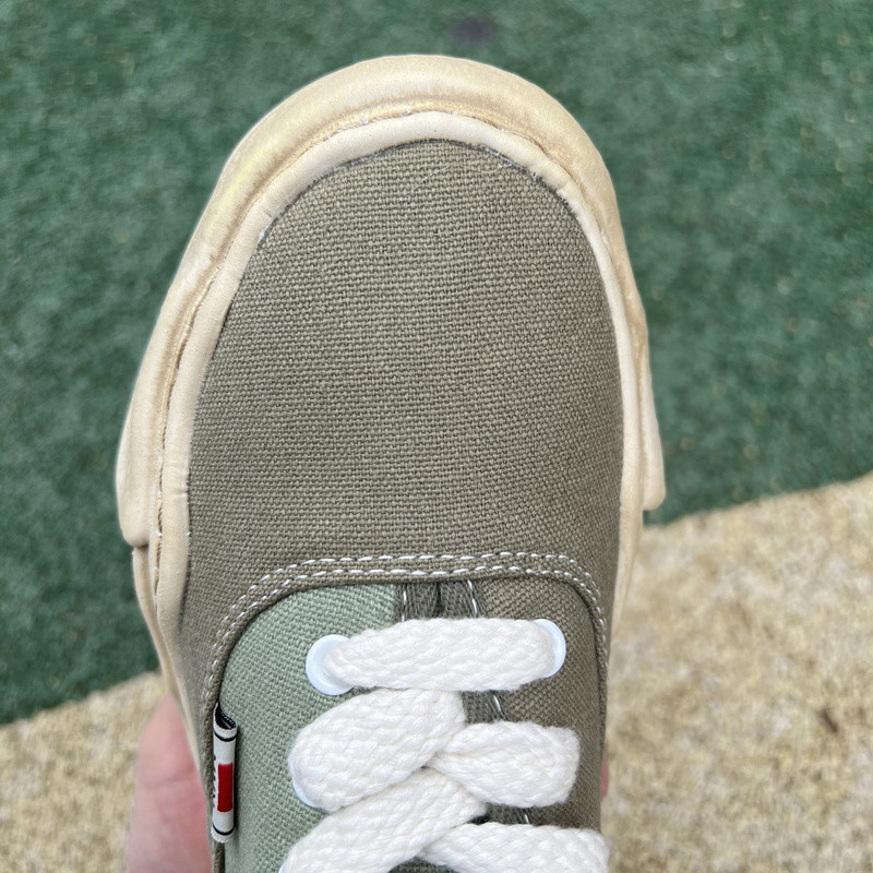 mmy sneaker 0056