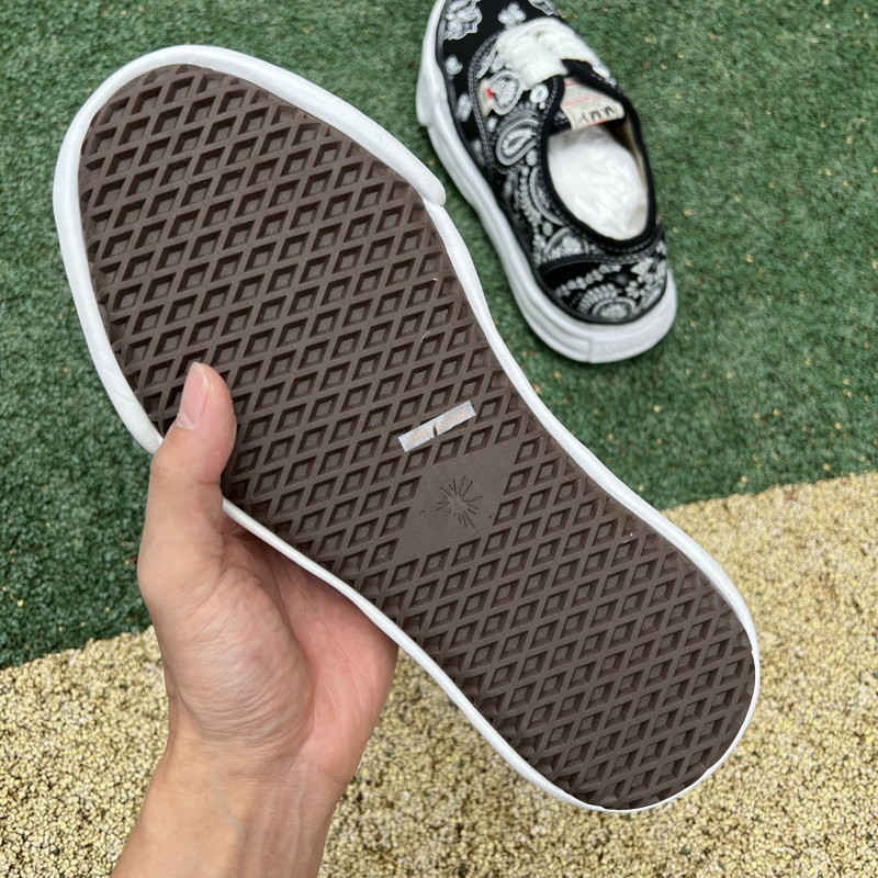 mmy sneaker 0059