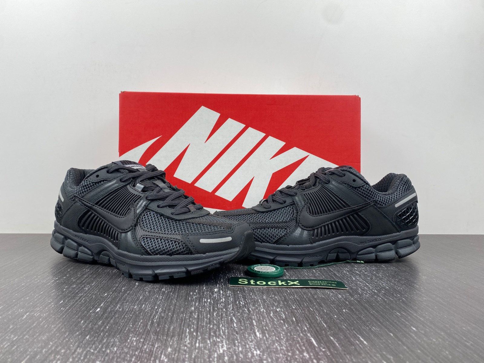 nike zoom vomero 5
