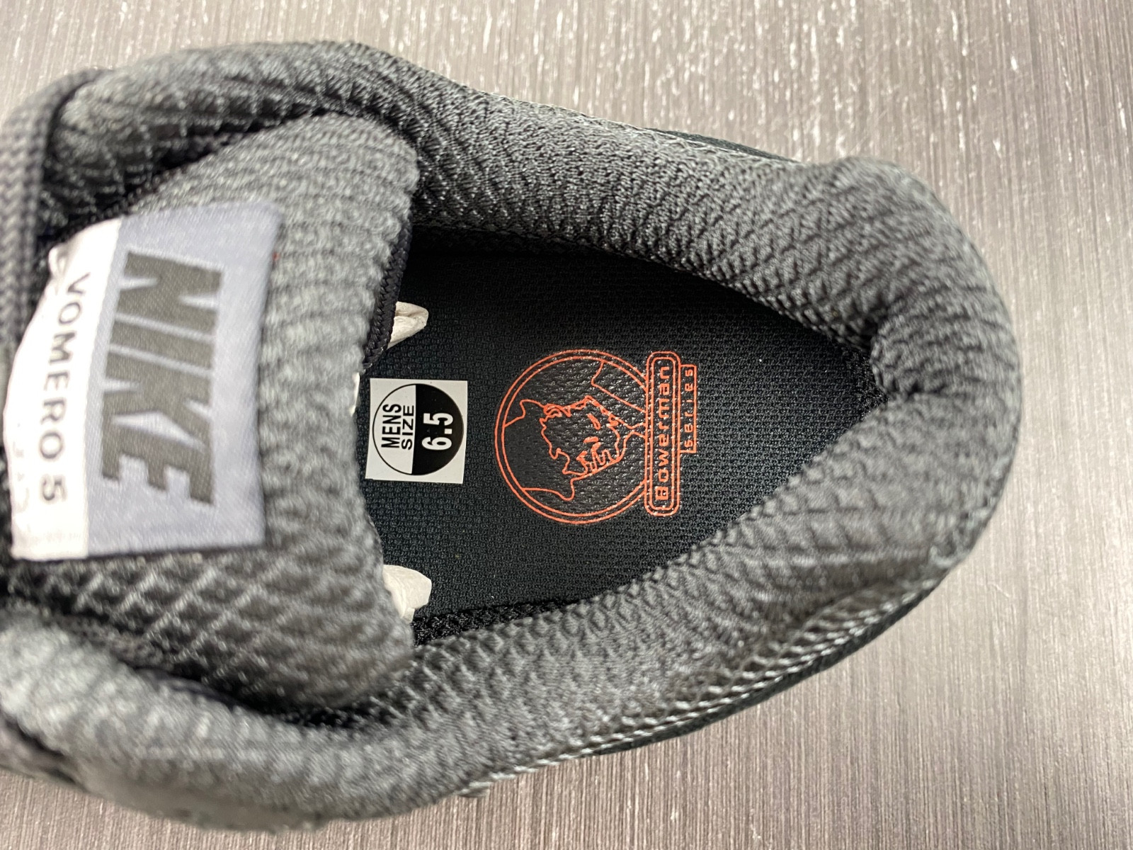 nike zoom vomero 5