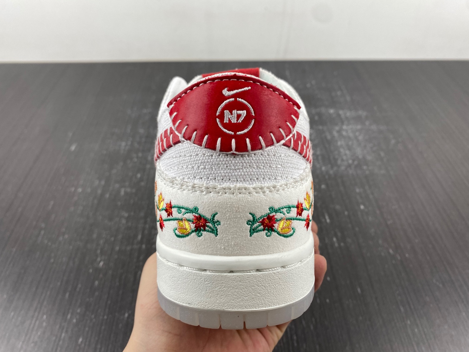 nike sb dunk low decon n7 white red fd6951-700