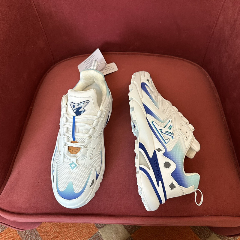 lwe sneakers