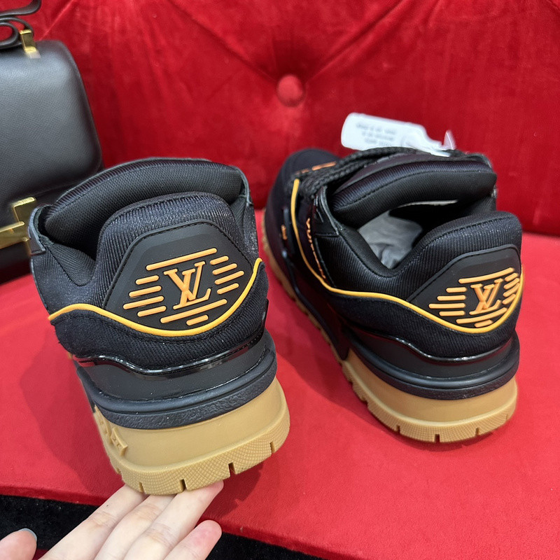 lwe sneaker