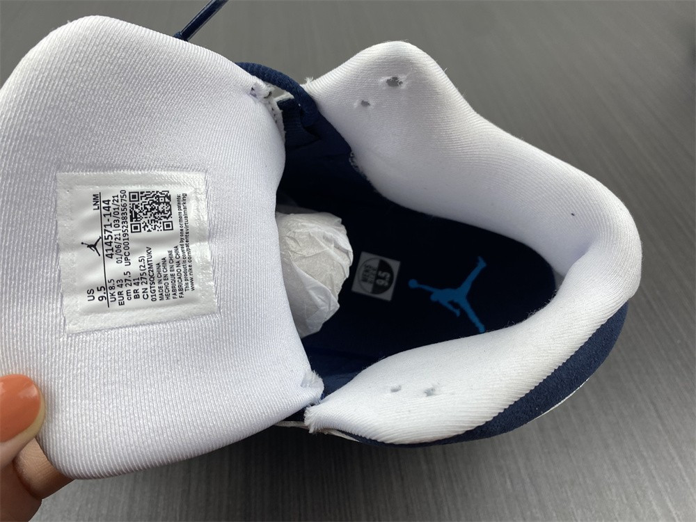air jordan 13 “dark powder blue ” 414571-144