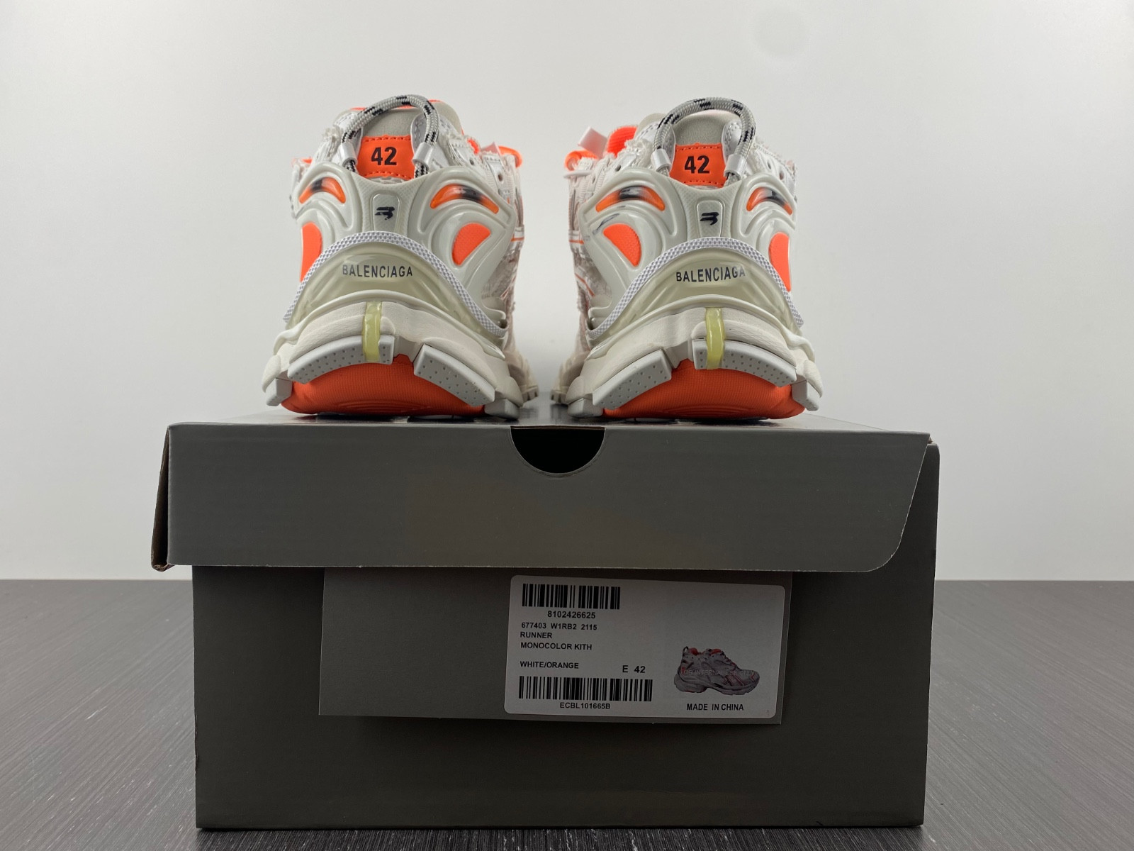 Ba*len*cia*ga runner sneaker 677403w3rbm9770