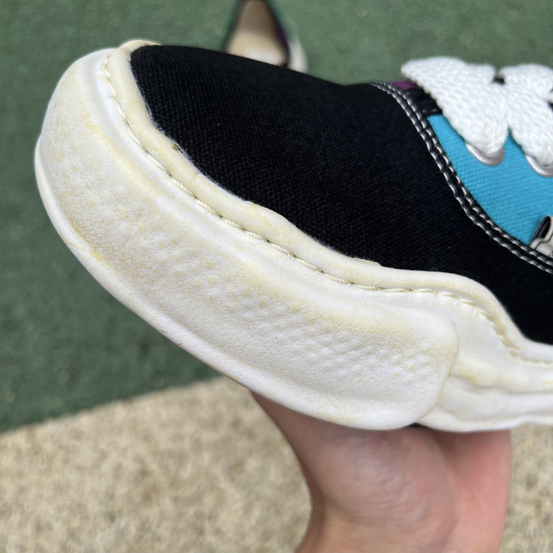mmy sneaker 0058