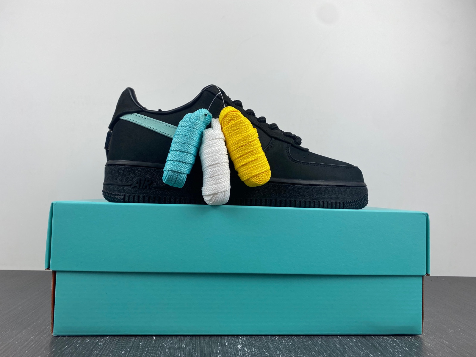nike air force 1 low sp T*f*ny and co. - dz1382-001