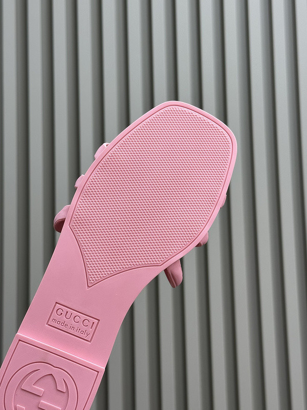 guci slides