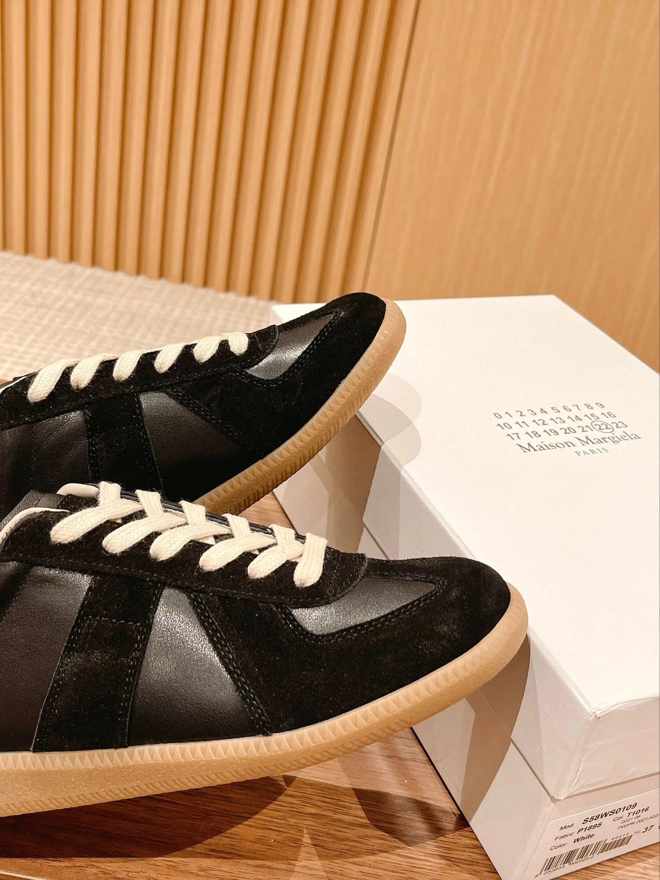 mm6 sneaker