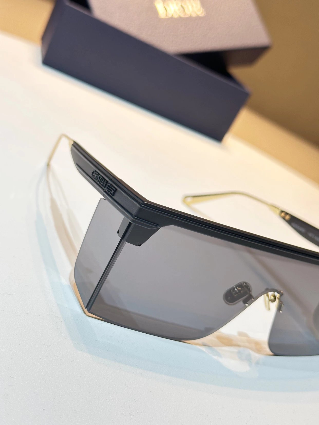 dio2 sunglasses