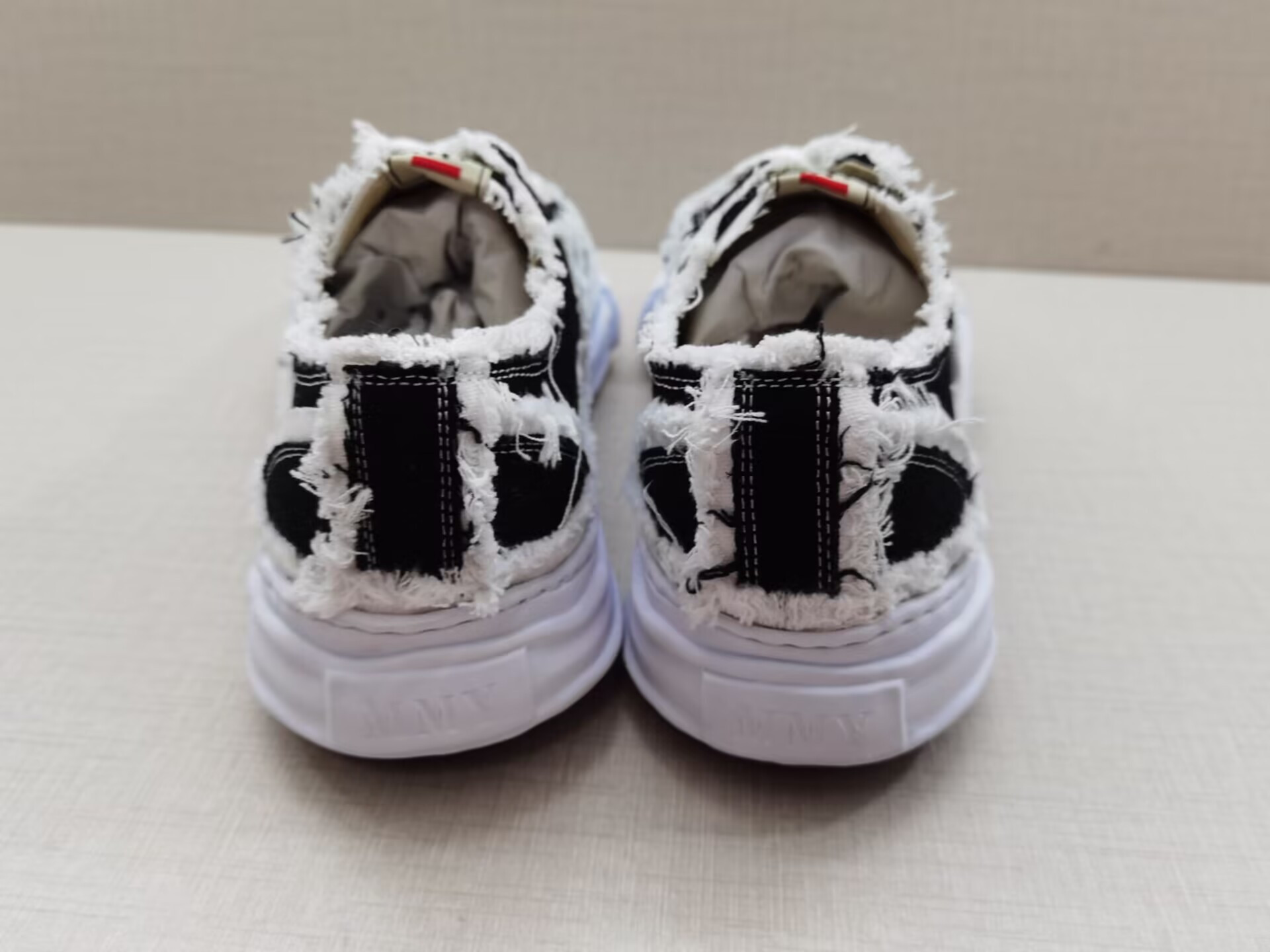 mmy sneaker 0065
