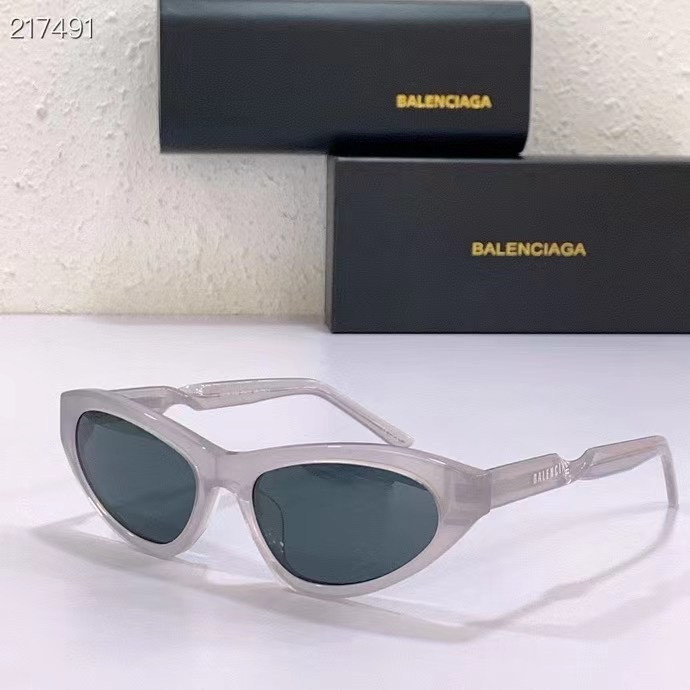 Ba*len*cia*ga sunglasses