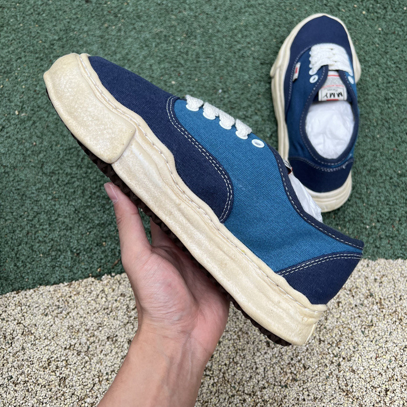 mmy sneaker 0060