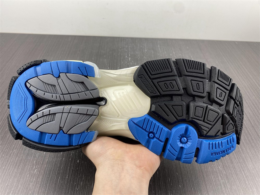 Ba*len*cia*ga runner sneaker