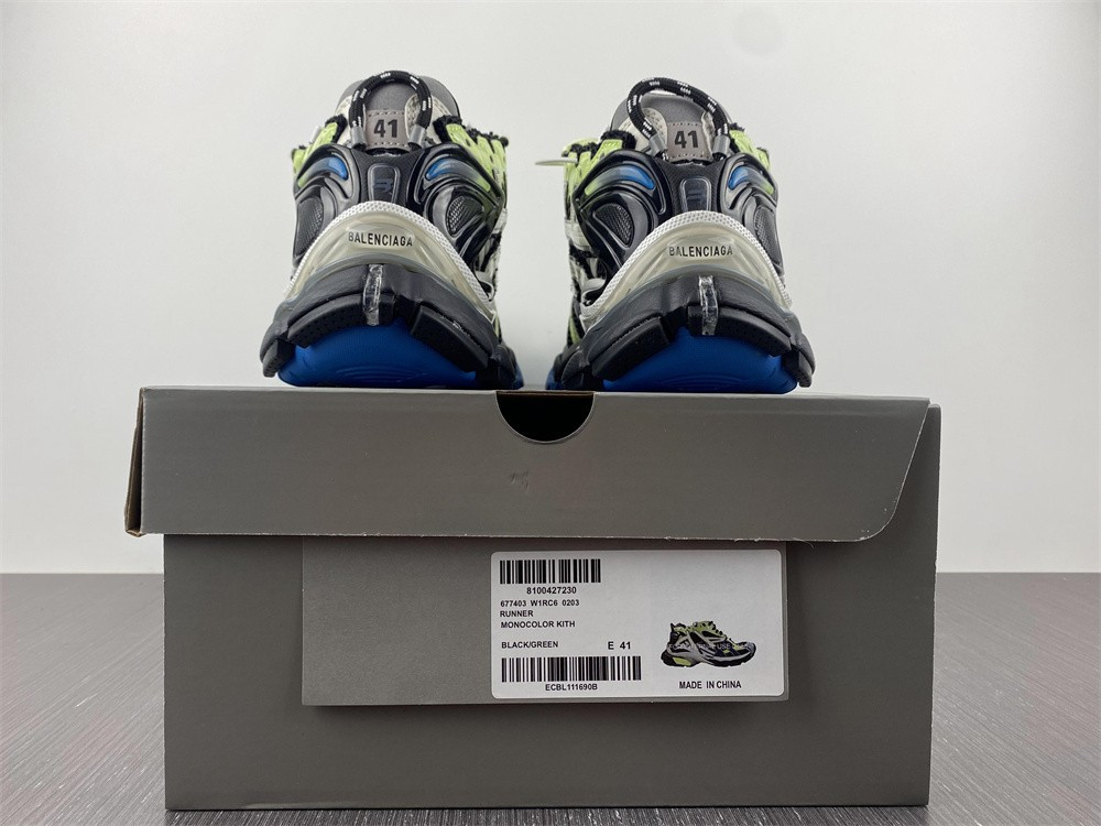 Ba*len*cia*ga runner sneaker