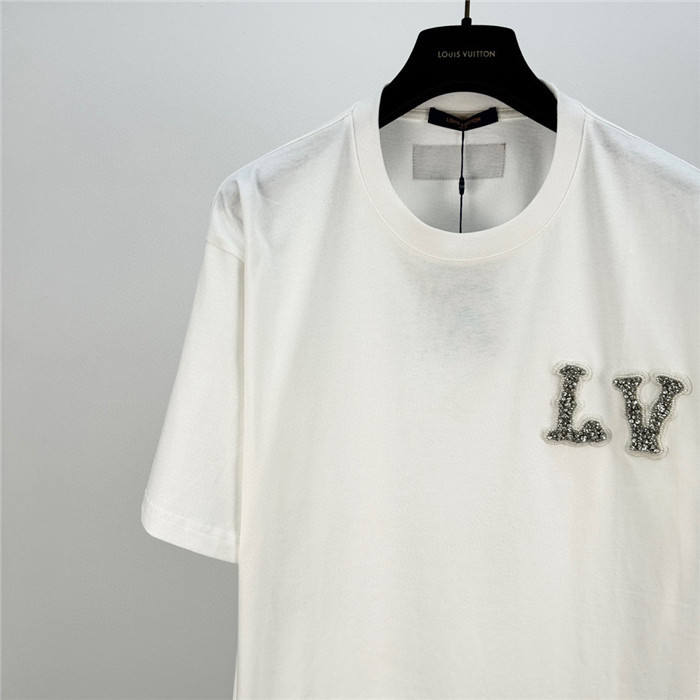 lwe t shirt