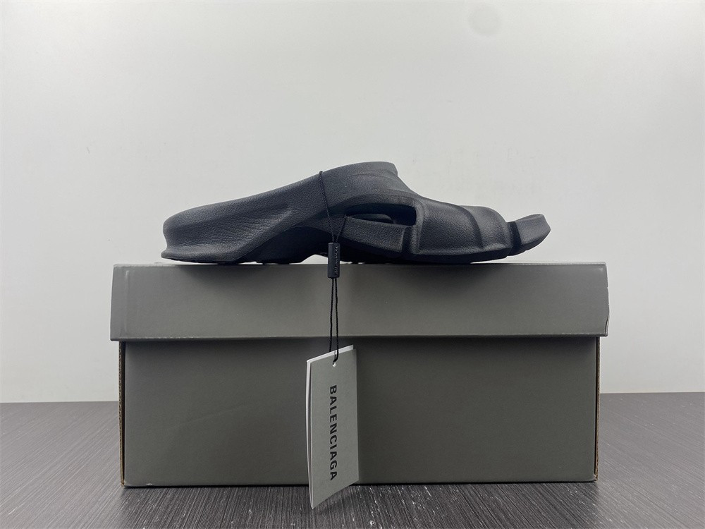 Ba*len*cia*ga mold slide sandal 653874w3ce21000