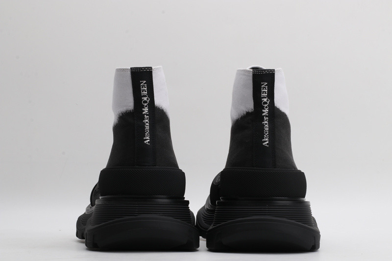alex mcq tread slick boot in white & black