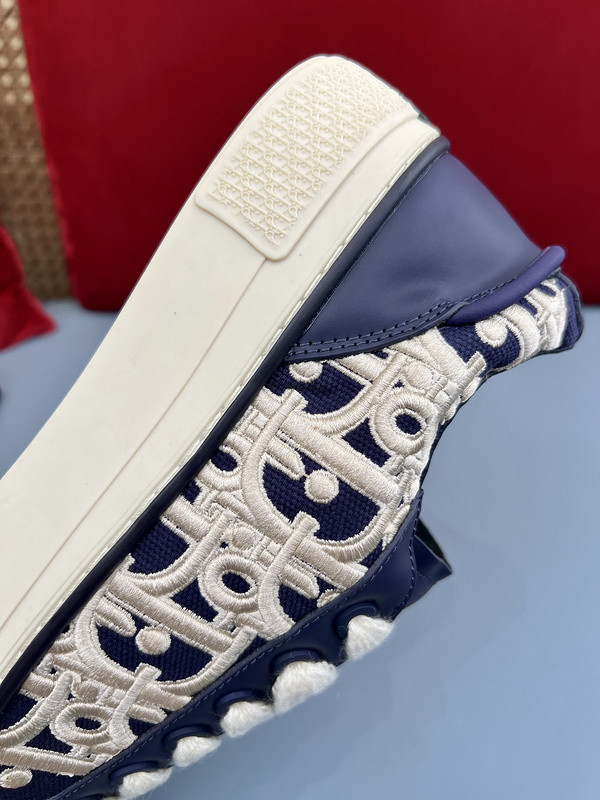 D*or b33 sneaker