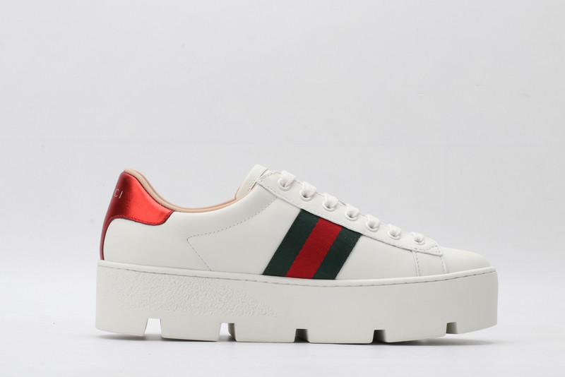 G*u*i sneaker