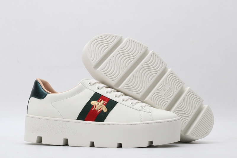 G*u*i sneaker