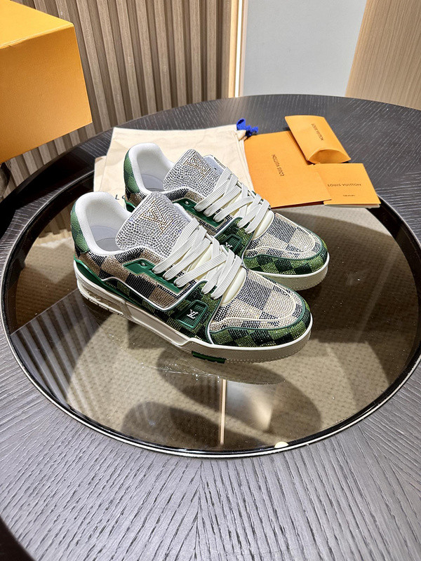 lwe sneaker