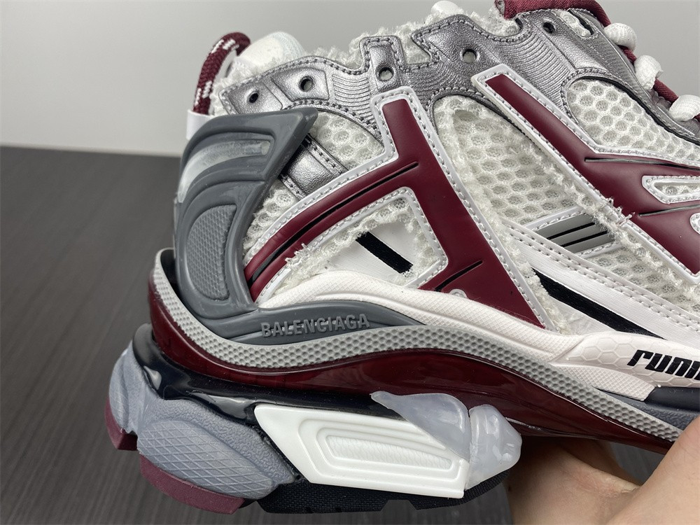 Ba*len*cia*ga runner sneaker 677403w3rb89069