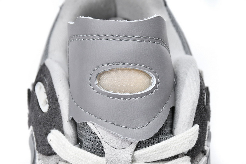 new balance 2002r protection pack rain cloud m2002rda