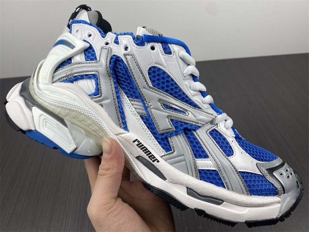 Ba*len*cia*ga runner sneaker 677403w3rb34912