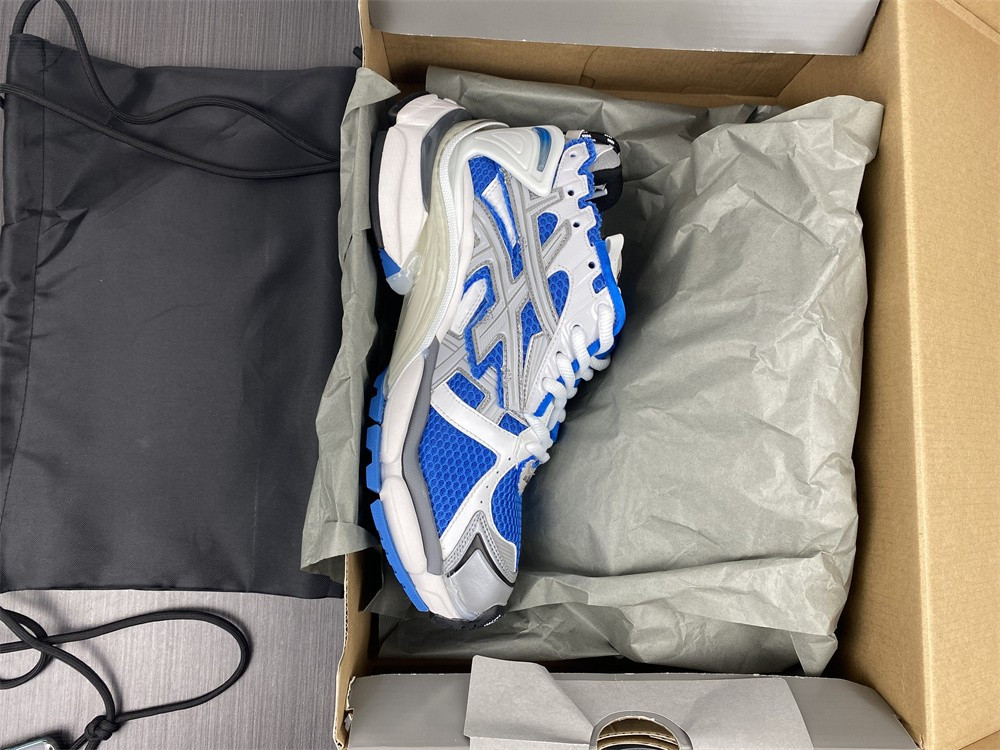 Ba*len*cia*ga runner sneaker 677403w3rb34912