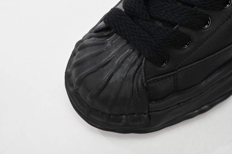 mmy sneaker 0032