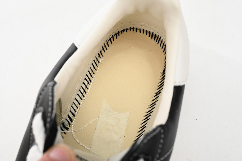 mmy sneaker 0040