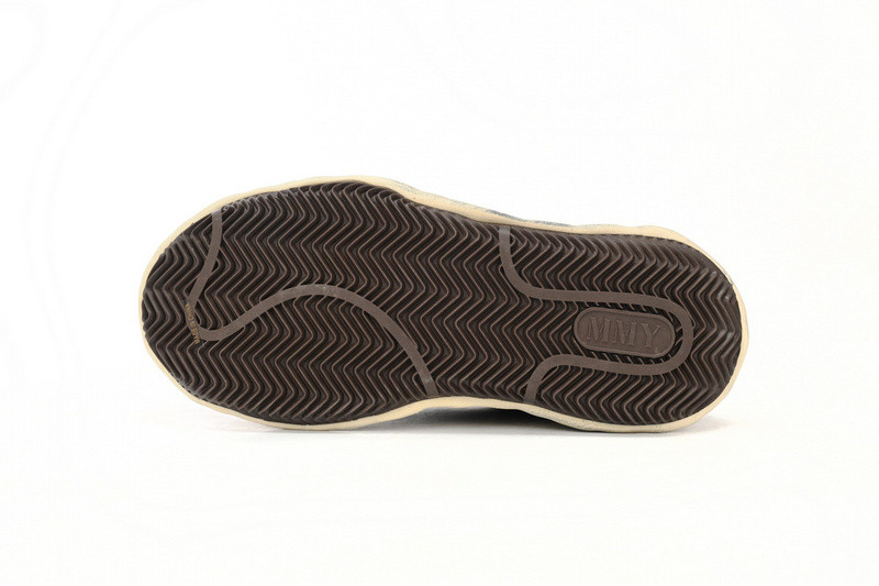 mmy sneaker 0041