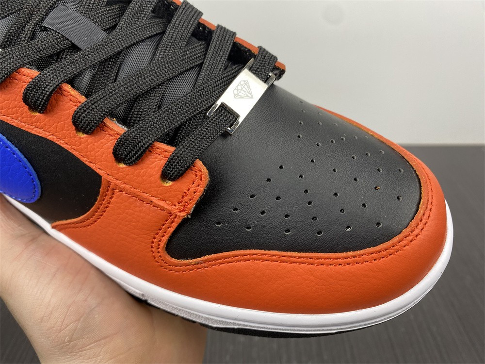 nike dunk low emb nba 75th anniversary knicks dd3363-002