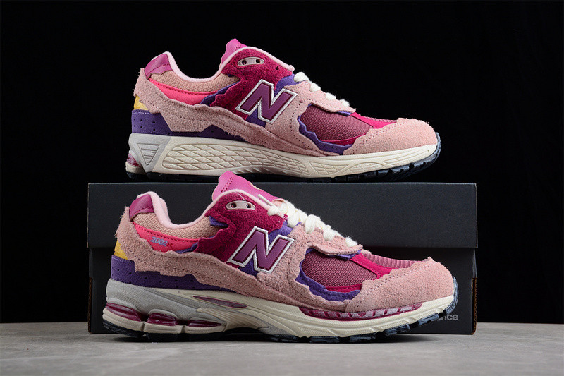 new balance 2002r