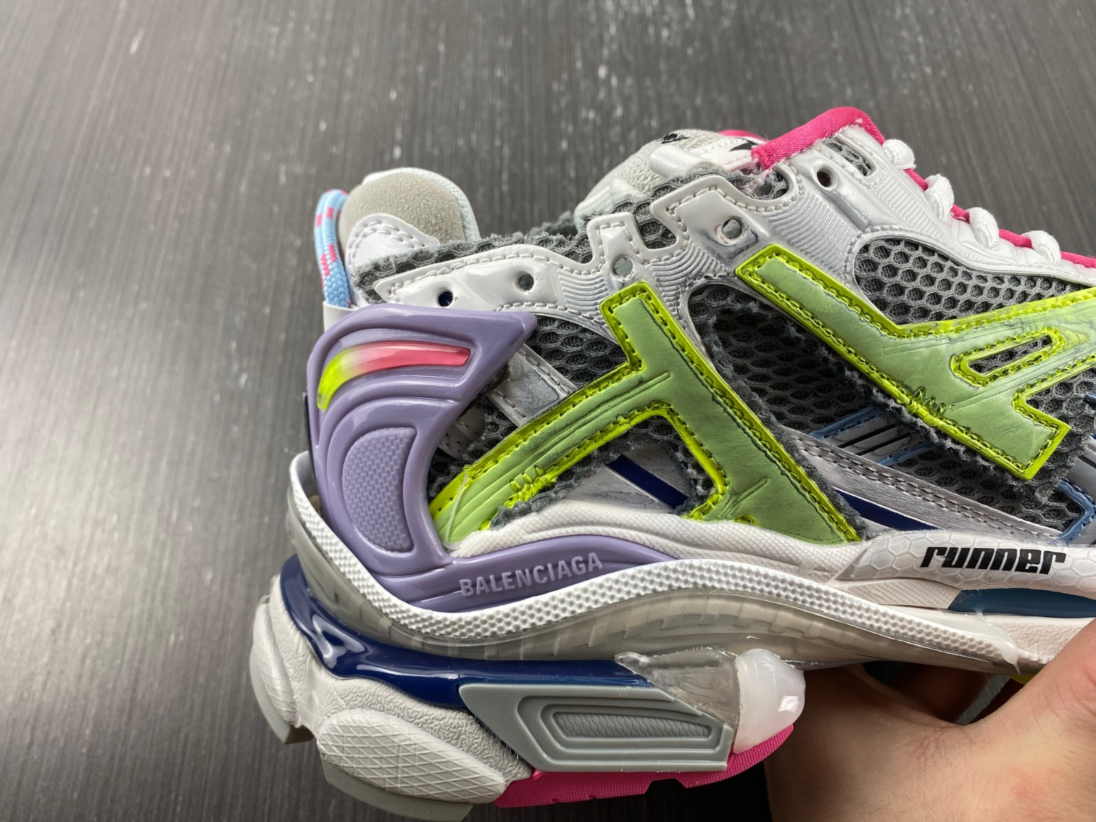 Ba*len*cia*ga runner sneaker