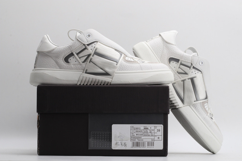 valen1n0 sneaker