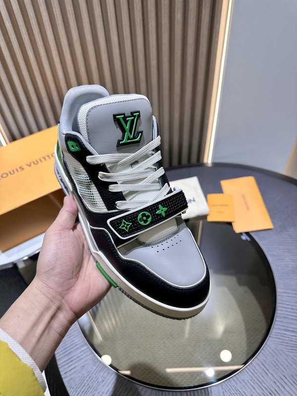 lwe sneaker