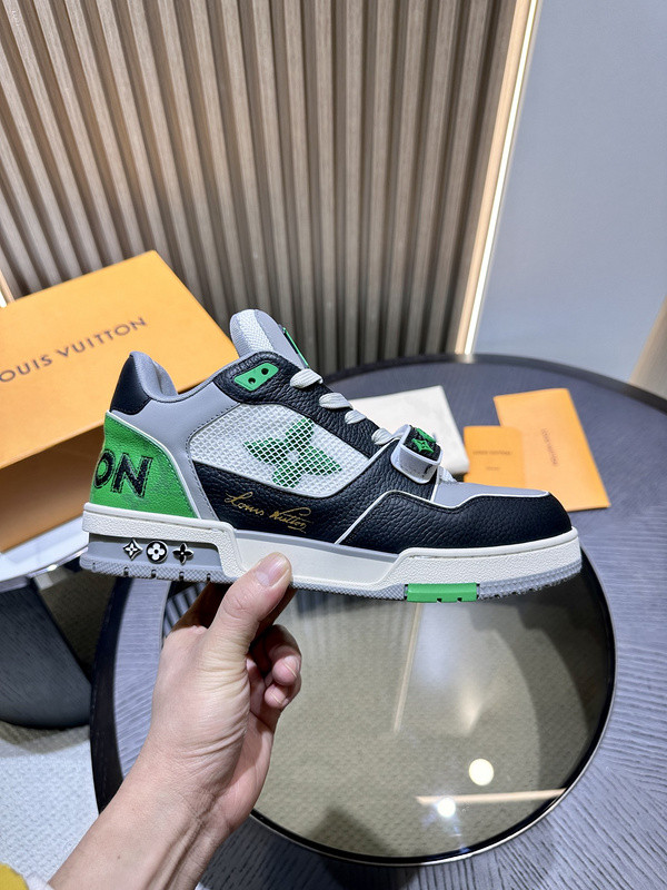 lwe sneaker