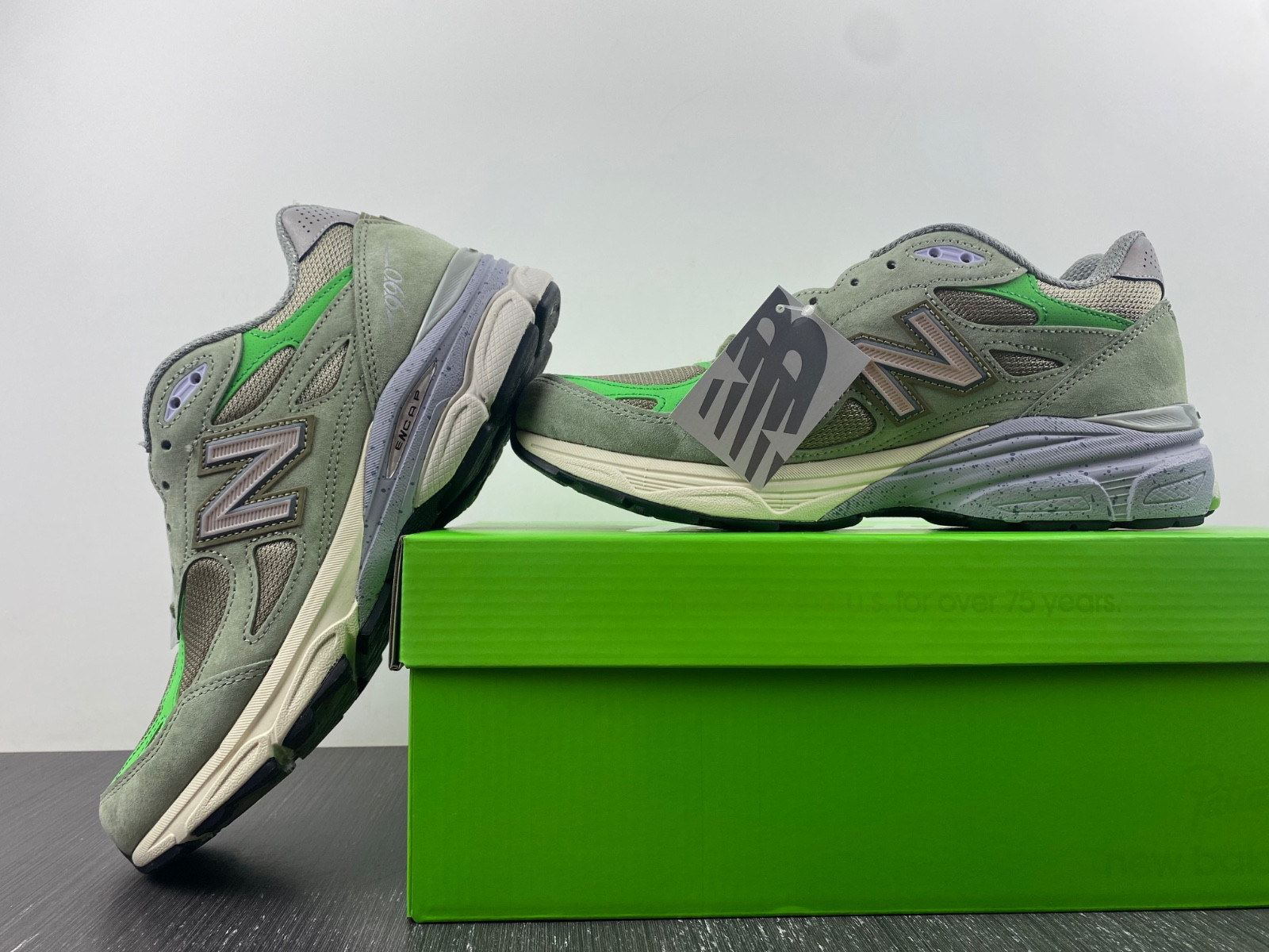 new balance x patta m990pp3