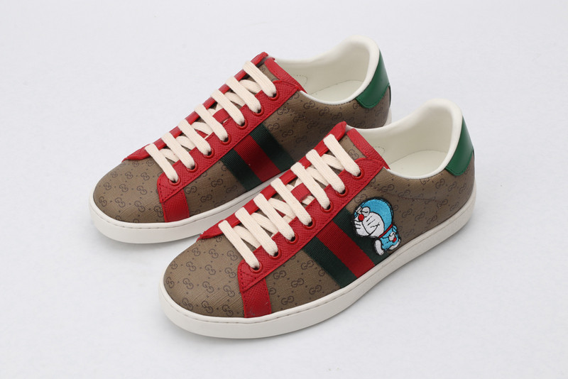 G*u*i sneaker