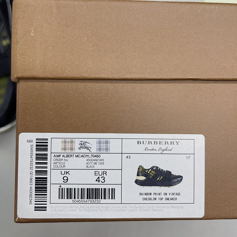 bubery sneakers