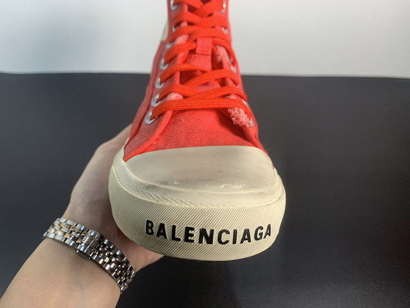 Ba*len*cia*ga men