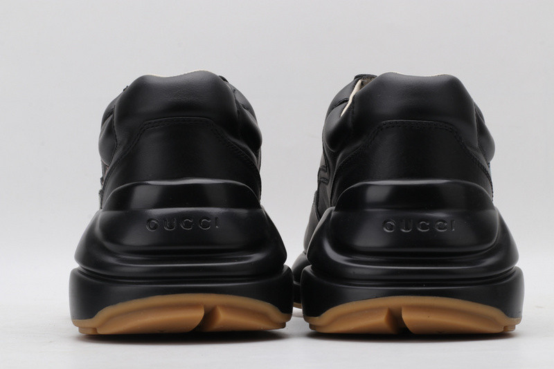 G*u*i sneaker blake with G*u*i letter