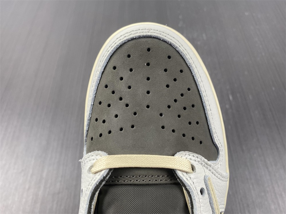 travis scott x air jordan 1 low og