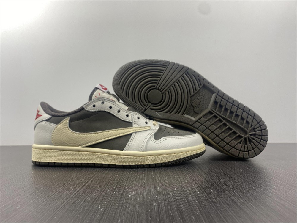 travis scott x air jordan 1 low og