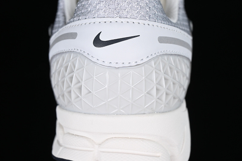 nike zoom vomero 5 photon dust metallic silver women