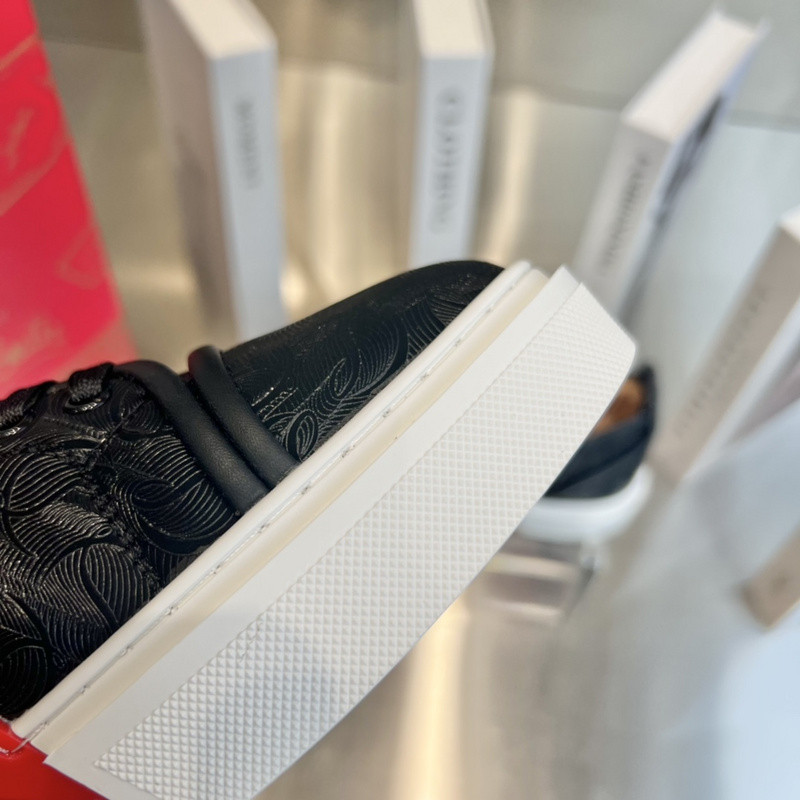 loubouton sneaker