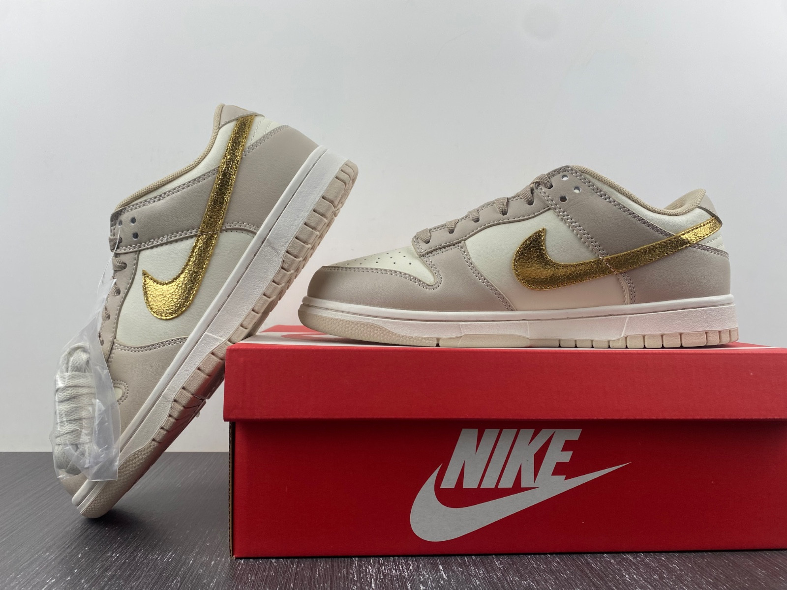 nike dunk low phantom metallic gold (women
